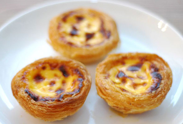 Portuguese custard tarts (Photo by leitesculinaria.com)